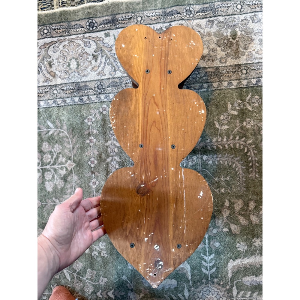 Vintage Cottage core Heart Wall Shelf for Trinkets - Picture 4 of 10